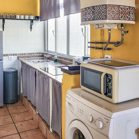 2 Bedroom Cozy Apartment In إل كامبيلو المظهر الخارجي الصورة